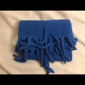 Oak + fort blue scarf